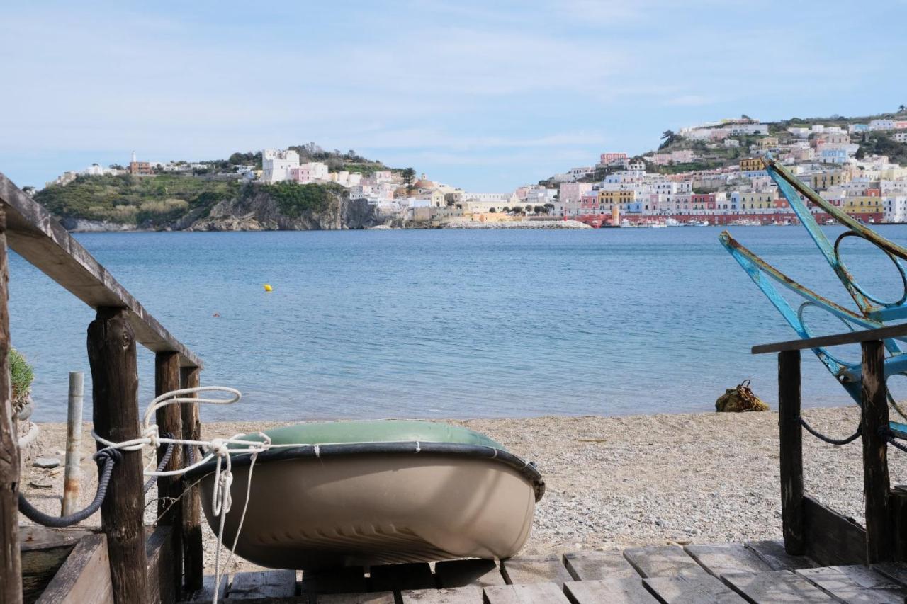 Camere Dieci Maggio Ponza Bagian luar foto